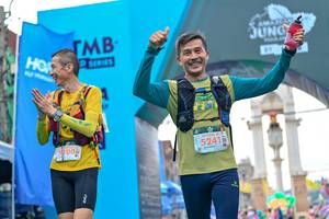 BIB: 5100, 5241
                            <button type="button" onclick="openModal(24883241)" class="btn btn-primary btn-sm float-right btn-popup" data-toggle="modal" data-target=".modal-high-quality">
                        <i class="fas fa-shopping-cart"></i> Add to Cart
                    </button>
                                            <button type="button" onclick="isThisMe(24883241, true)" class="btn btn-success btn-sm float-right btn-popup btn-isme hidden" data-toggle="tooltip" data-placement="bottom" title="นี่คือรูปของคุณใช่ไหม คลิกที่นี่เพื่อเอาเข้าอัลบั้ม">
                        <i class="fas fa-plus"></i> Add to album
                    </button>
                    <button type="button" onclick="isThisMe(24883241, false)" class="btn btn-warning btn-sm float-right btn-popup btn-isnotme hidden">
                        <i class="fas fa-ban"></i> Remove from album
                    </button>